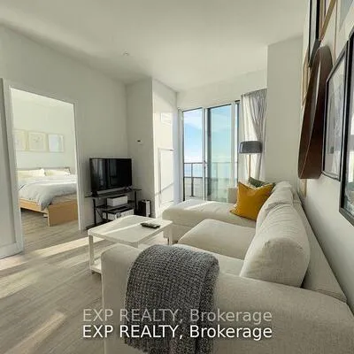 20,&nbsp;Shore Breeze, Mimico, Toronto