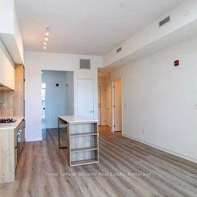 722,&nbsp;Marlee, Yorkdale-Glen Park, Toronto