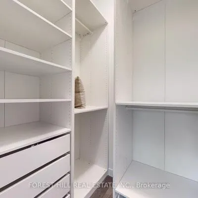 165,&nbsp;Legion, Mimico, Toronto