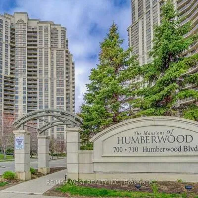 700,&nbsp;Humberwood, West Humber-Clairville, Toronto