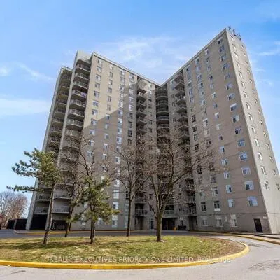 3559,&nbsp;Eglinton, Mount Dennis, Toronto
