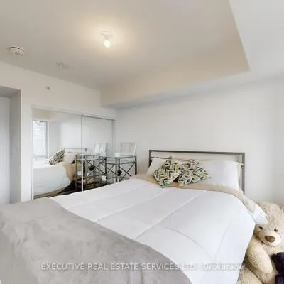 10,&nbsp;Gibbs, Islington-City Centre West, Toronto