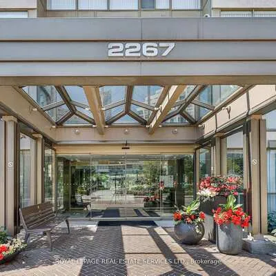 2267,&nbsp;Lake Shore, Mimico, Toronto