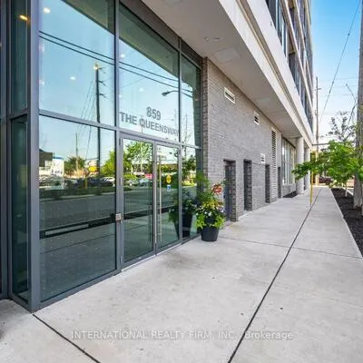 859,&nbsp;The Queensway, Stonegate-Queensway, Toronto