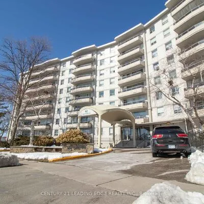 80,&nbsp;Grandravine, York University Heights, Toronto