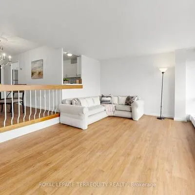455,&nbsp;Sentinel, York University Heights, Toronto