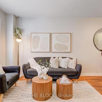 224,&nbsp;Rosemount, Weston, Toronto