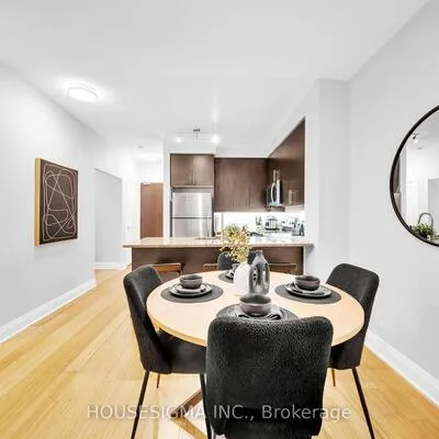 1185,&nbsp;The Queensway, Islington-City Centre West, Toronto