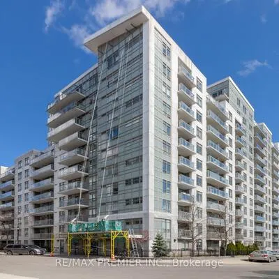 812,&nbsp;Lansdowne, Dovercourt-Wallace Emerson-Junction, Toronto