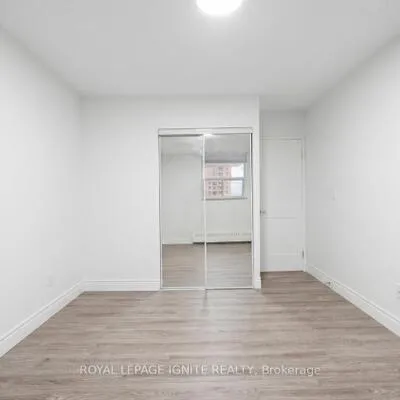 370,&nbsp;Dixon, Kingsview Village-The Westway, Toronto