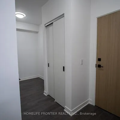 36,&nbsp;Zorra, Islington-City Centre West, Toronto