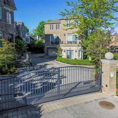 16,&nbsp;Nautical, Mimico, Toronto