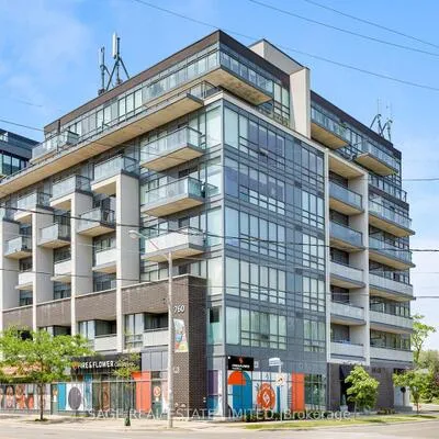 760,&nbsp;The Queensway, Stonegate-Queensway, Toronto