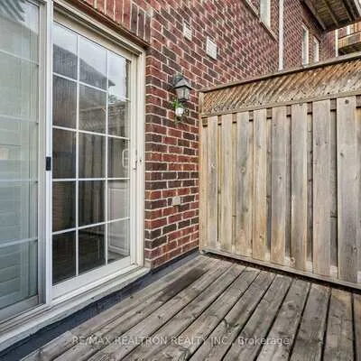 97,&nbsp;The Queensway, High Park-Swansea, Toronto