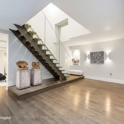 2045,&nbsp;Lake Shore, Mimico, Toronto