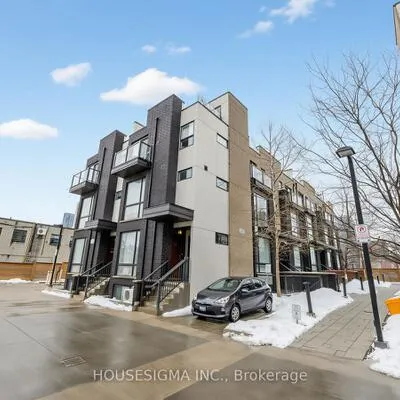 34,&nbsp;Fieldway, Islington-City Centre West, Toronto