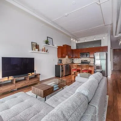 2,&nbsp;Fieldway, Islington-City Centre West, Toronto