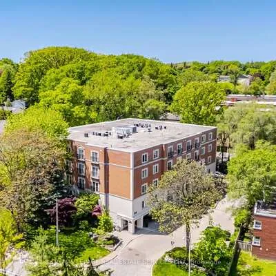 30,&nbsp;Anglesey, Edenbridge-Humber Valley, Toronto