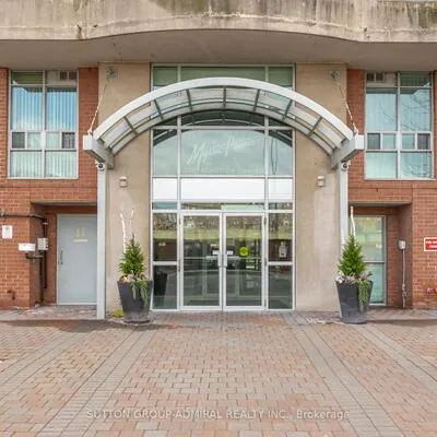 200,&nbsp;Manitoba, Mimico, Toronto