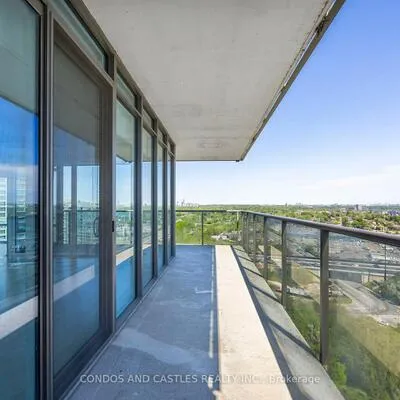88,&nbsp;Park Lawn, Mimico, Toronto