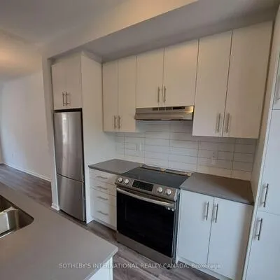 10,&nbsp;William Jackson, New Toronto, Toronto
