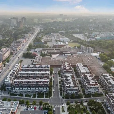 100,&nbsp;Long Branch, Long Branch, Toronto