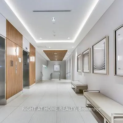 30,&nbsp;Shore Breeze, Mimico, Toronto