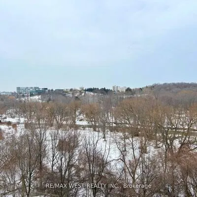 700,&nbsp;Humberwood, West Humber-Clairville, Toronto