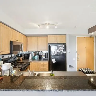 1040,&nbsp;The Queensway, Islington-City Centre West, Toronto