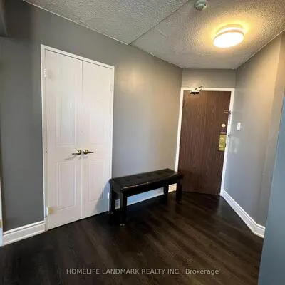 2901,&nbsp;Kipling, Mount Olive-Silverstone-Jamestown, Toronto
