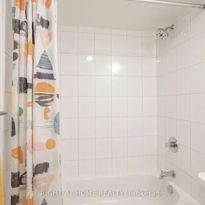 10,&nbsp;Wilby, Weston, Toronto