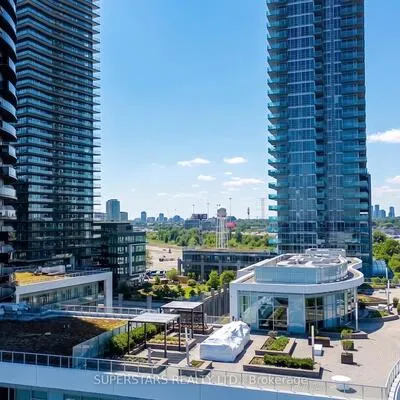 80,&nbsp;Marine Parade, Mimico, Toronto