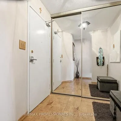 11,&nbsp;Wincott, Kingsview Village-The Westway, Toronto