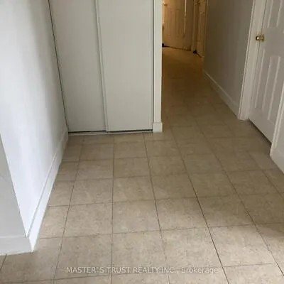 940,&nbsp;Caledonia, Yorkdale-Glen Park, Toronto