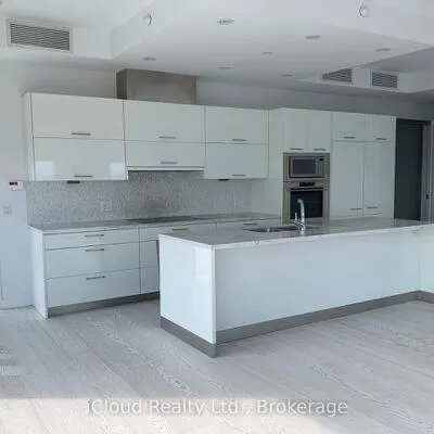 90,&nbsp;Park Lawn, Mimico, Toronto