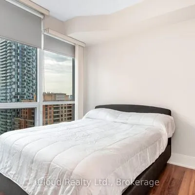 15,&nbsp;Viking, Islington-City Centre West, Toronto