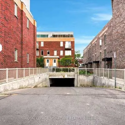 5,&nbsp;Elsie, Dovercourt-Wallace Emerson-Junction, Toronto