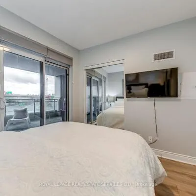 16,&nbsp;Brookers, Mimico, Toronto