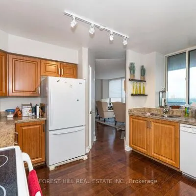 1300,&nbsp;Islington, Islington-City Centre West, Toronto