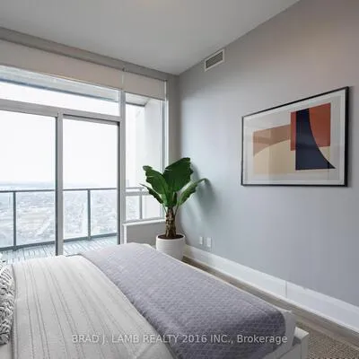 36,&nbsp;Park Lawn, Mimico, Toronto
