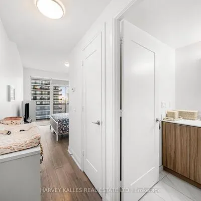 56,&nbsp;Annie Craig, Mimico, Toronto
