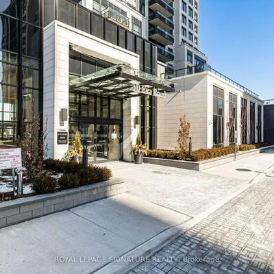 10,&nbsp;Eva, Etobicoke West Mall, Toronto