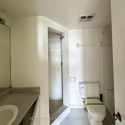 1,&nbsp;Rowntree, Mount Olive-Silverstone-Jamestown, Toronto