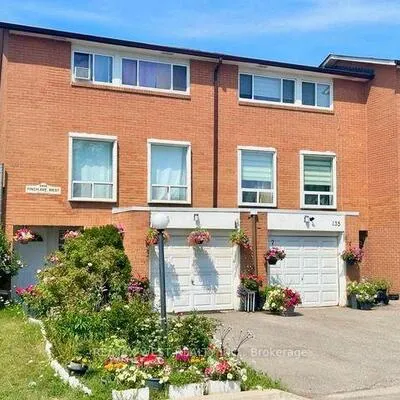6458,&nbsp;Finch, Mount Olive-Silverstone-Jamestown, Toronto