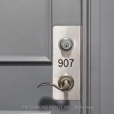 2088,&nbsp;Lawrence, Weston, Toronto
