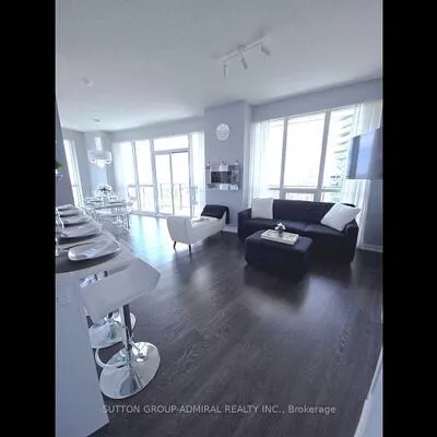 2212,&nbsp;Lake Shore, Mimico, Toronto