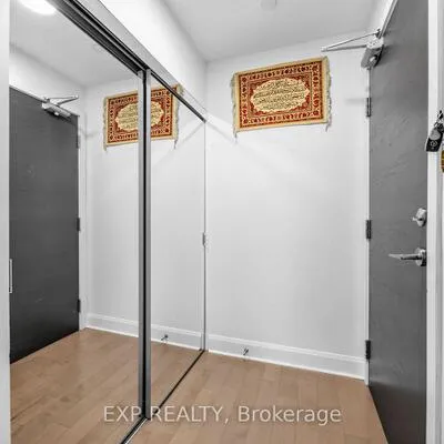 33,&nbsp;Shore Breeze, Mimico, Toronto