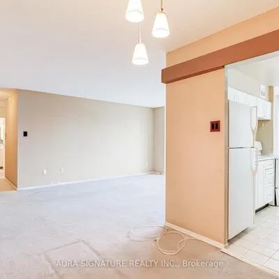 3077,&nbsp;Weston, Humberlea-Pelmo Park W5, Toronto