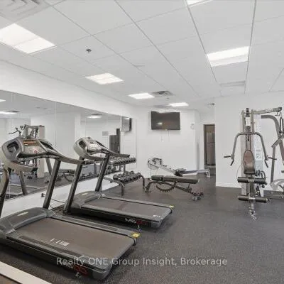 840,&nbsp;Queens Plate, West Humber-Clairville, Toronto