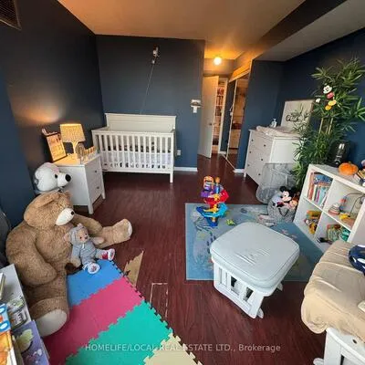 3,&nbsp;Hickory Tree, Weston, Toronto